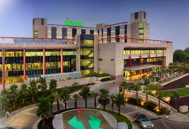 Gurgaon's Fortis hospital offered me bribe, alleges father of 7-year ...