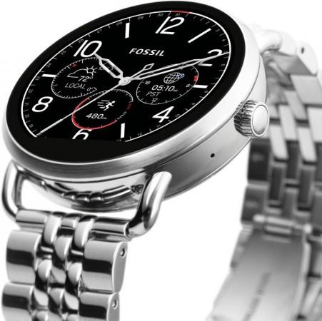 Fossil Q Wander