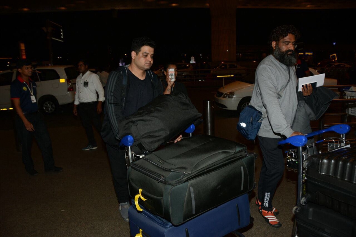 Anushka Sharma and family at the airport