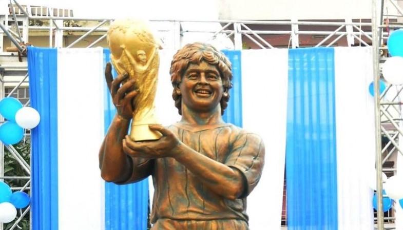 Diego Maradona statue in Kolkata maradona