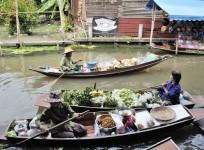 Floating market