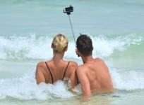 selfitis, selfie,