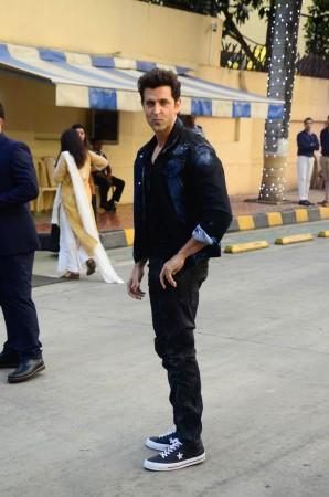 Hrithik Roshan at Ambani school Hrithik Roshan