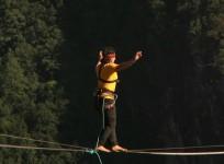 Watch blindfolded man break world record slacklining across Chinese canyon