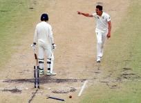 Mitchell Starc, James Vince