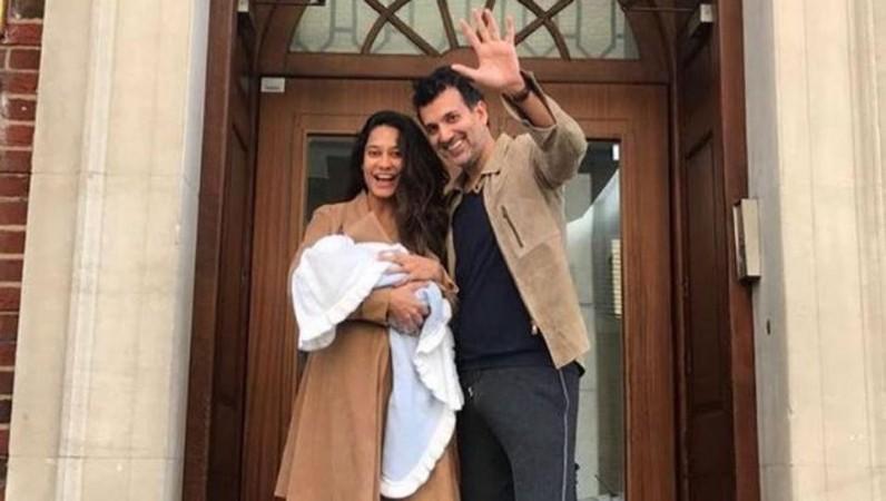 Lisa Haydon and Dino Lalwani