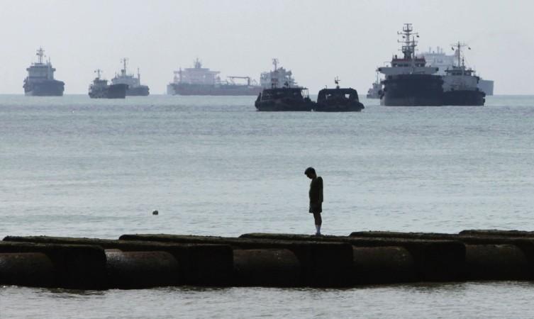 Representational Image Oil ship
