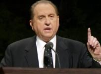 Mormon President Thomas S Monson dies aged 90
