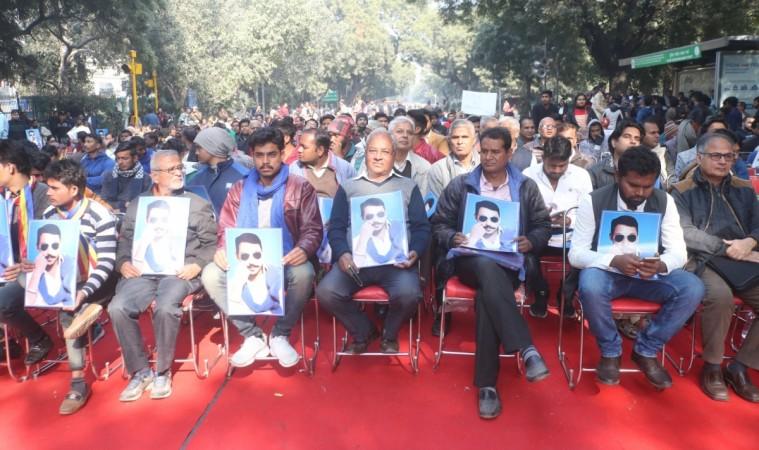 Supporters of Chandrashekhar Azad founder of Dalit outfit Bhim Army stage a demonstration to press for his release during Hunkar rally at Parliament street in New Delhi on Jan 9, 2018. chandrashekhar azad-protestors-parliament