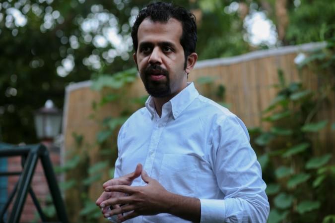 The renowned journalist has escaped a kidnapping bid by armed men in Pakistan. taha siddiqui
