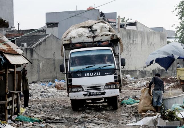 Representational Image Garbage Truck