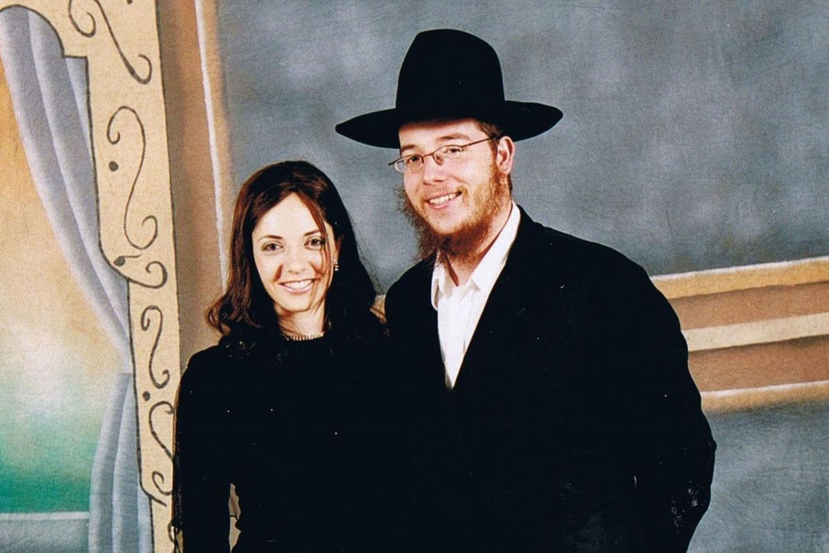 Moshe's father Gavriel and mother Rivka Holtzberg Moshe's father Gavriel and mother Rivka Holtzberg
