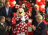Minnie Mouse receives Hollywood Star 40 years after Mickey Mouse