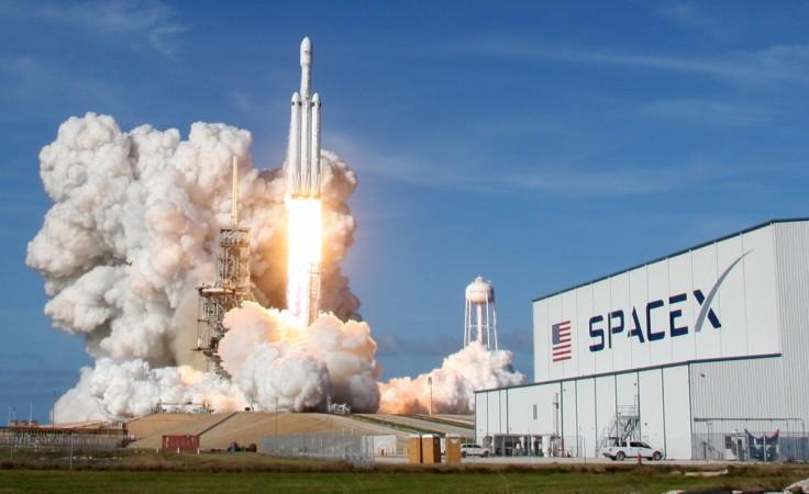 A SpaceX Falcon Heavy rocket lifts off from historic launch pad 39-A at the Kennedy Space Center in Cape Canaveral, Florida, U.S., February 6, 2018 Falcon Heavy