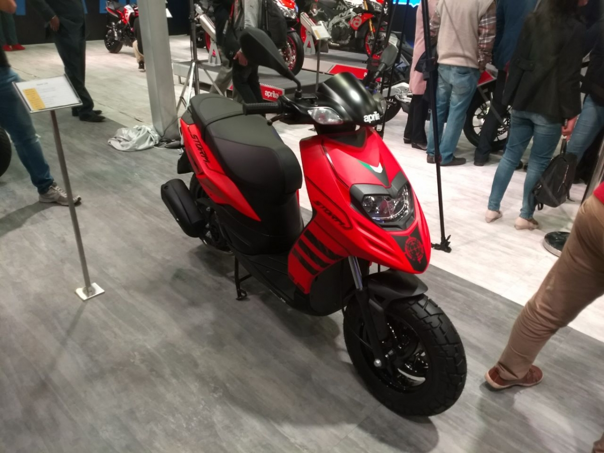 Aprilia Storm