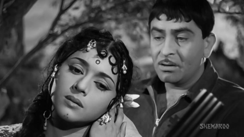 Raj Kapoor, Padmini in Jis Desh Mein Ganga Behti Hai Raj Kapoor, Padmini
