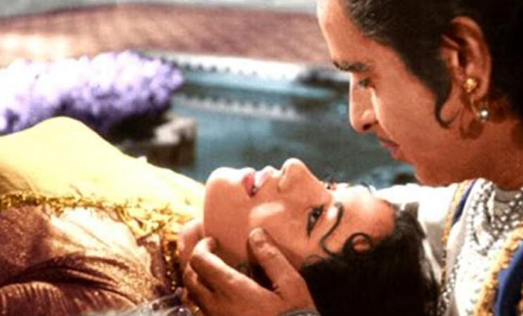 Dilip Kumar, Madhubala in Mughal-e-Azam Dilip Kumar, Madhubala