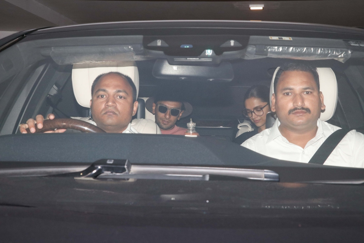 Ranveer Singh, Deepika Padukone at Karan Johar's residence