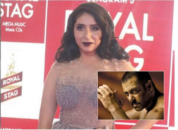 Neha Bhasin, Salman Khan Neha Bhasin, Salman Khan