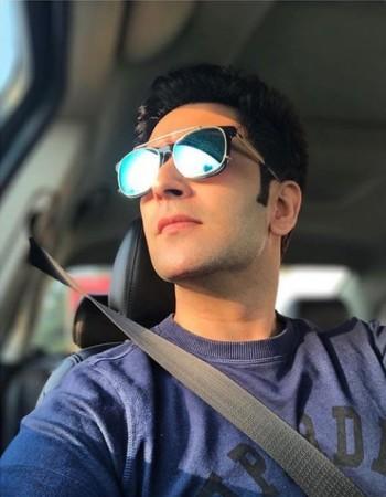 Nandish Sandhu Nandish Sandhu