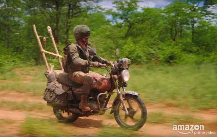 Richard Hammond astride a TVS Star HLX 125 in Mozambique The Grand Tour Season 2, Episode 11