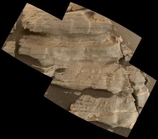 crystal-shaped features on Mars