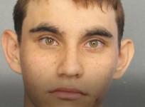 Brave student interviews classmates about gun control whilst hiding from shooter