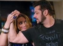 Sonakshi Sinha, Salman Khan