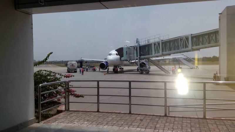 The passengers were waiting in the aerobridge when the incident took place. (Representational Image) aerobridge