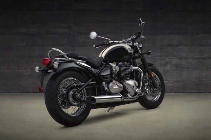 Triumph Bonneville Speedmaster has a classic British cruiser looks. Triumph Bonneville Speedmaster
