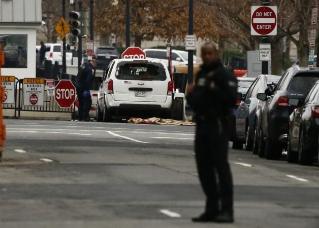 White House Lockdown Armed Woman Arrested After Ramming Vehicle Into