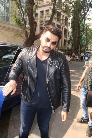 Arjun Kapoor arrives at Anil Kapoor's residence in Mumbai Arjun Kapoor