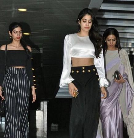 Janhvi Kapoor's 2017 birthday celebration with Sridevi Janhvi Kapoor's 2017 birthday celebration with Sridevi