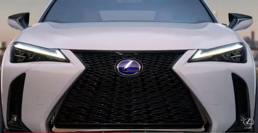 Lexus UX gets LED DRLs that have been neatly incorporated into the edgy headlights Lexus UX
