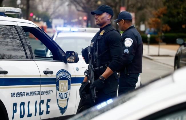 Heavily armed man with rifle, body armor arrested at Missouri Walmart ...