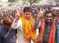 ripura BJP president Biplab Kumar Deb along with the party's National General Secretary Ram Madhav celebrate the party's performance in the recently concluded Tripura assembly elections, in Agartala on March 3, 2018.