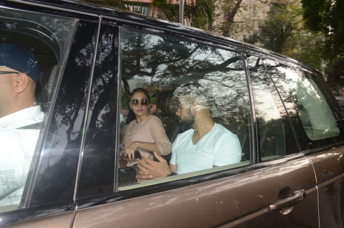 Anushka Sharma, Virat Kohli at Sridevi's residence