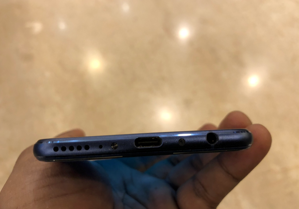 Huawei, Honor View 10, review, display, design, camera