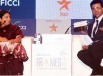 Smriti Irani, Karan Johar