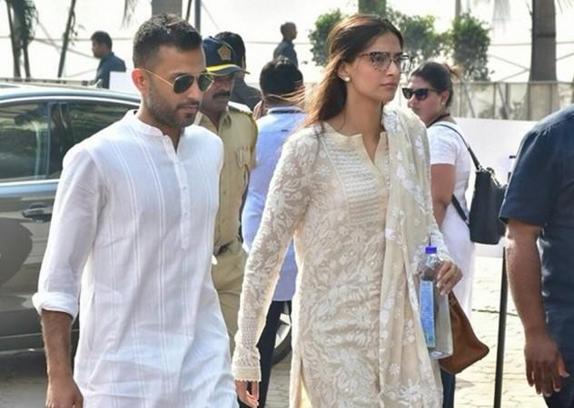 Sonam Kapoor, boyfriend Anand Ahuja at Sridevi's prayer meet Sonam Kapoor, Anand Ahuja
