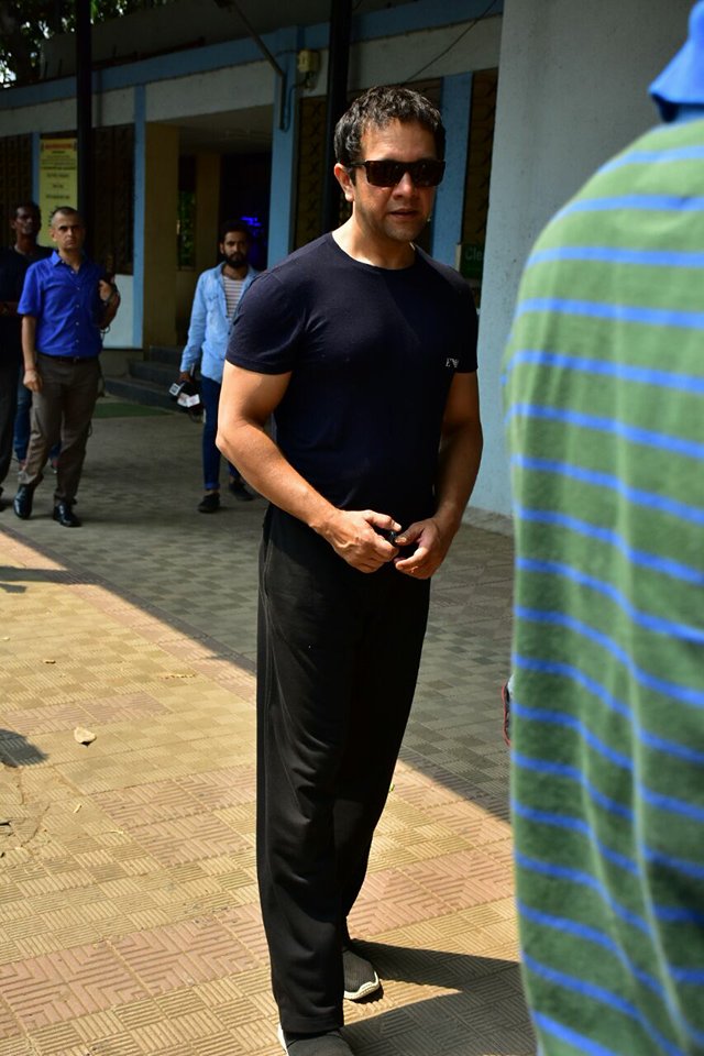 Celebs at Shammi funeral