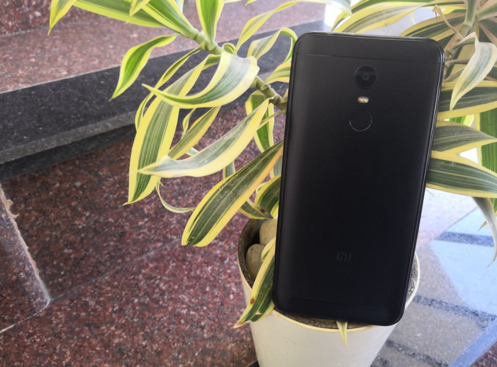 Xiaomi Redmi Note 5 comes with a premium metal shell on the back Xiaomi, Redmi Note 5, review, camera, design, display