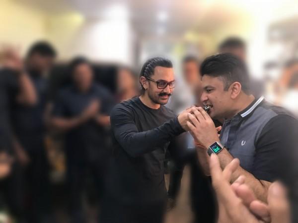 Bhushan Kumar celebrating Aamir Khan's birthday Bhushan Kumar celebrating Aamir Khan's birthday