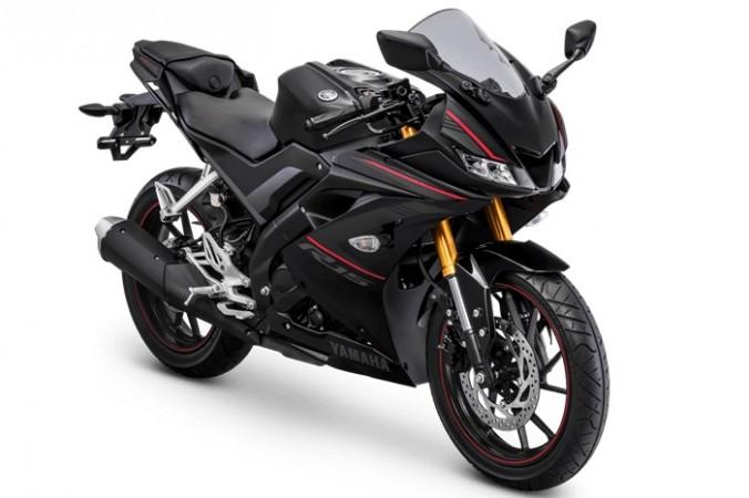 2018 Yamaha-R15 in Racing Black 2018 Yamaha-R15