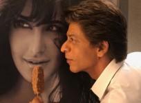 Shah Rukh Khan recreates Darr scene with Katrina Kaif's picture