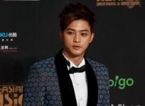 South Korean actor Kim Ji-hoon poses on the red carpet during the Mnet Asian Music Awards in Hong Kong November 22, 2013.