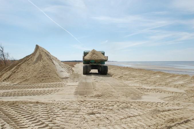 Sharma had exposed a sand mining mafia. (Representational Image) sand mining