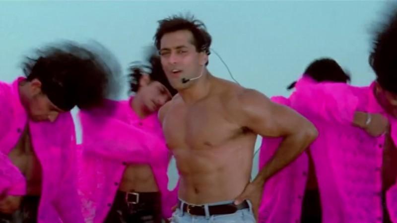 Salman Khan dancing on O O Jaane Jaana Salman Khan