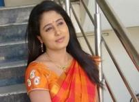 V6 Anchor Radhika Reddy