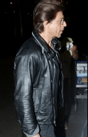 Shah Rukh Khan at the airport Shah Rukh Khan at the airport